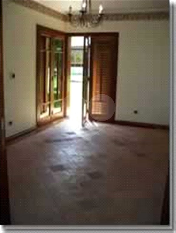Casa à venda com 3 suítes no condomínio Village Visconde de Itamaracá, Valinhos - SP
