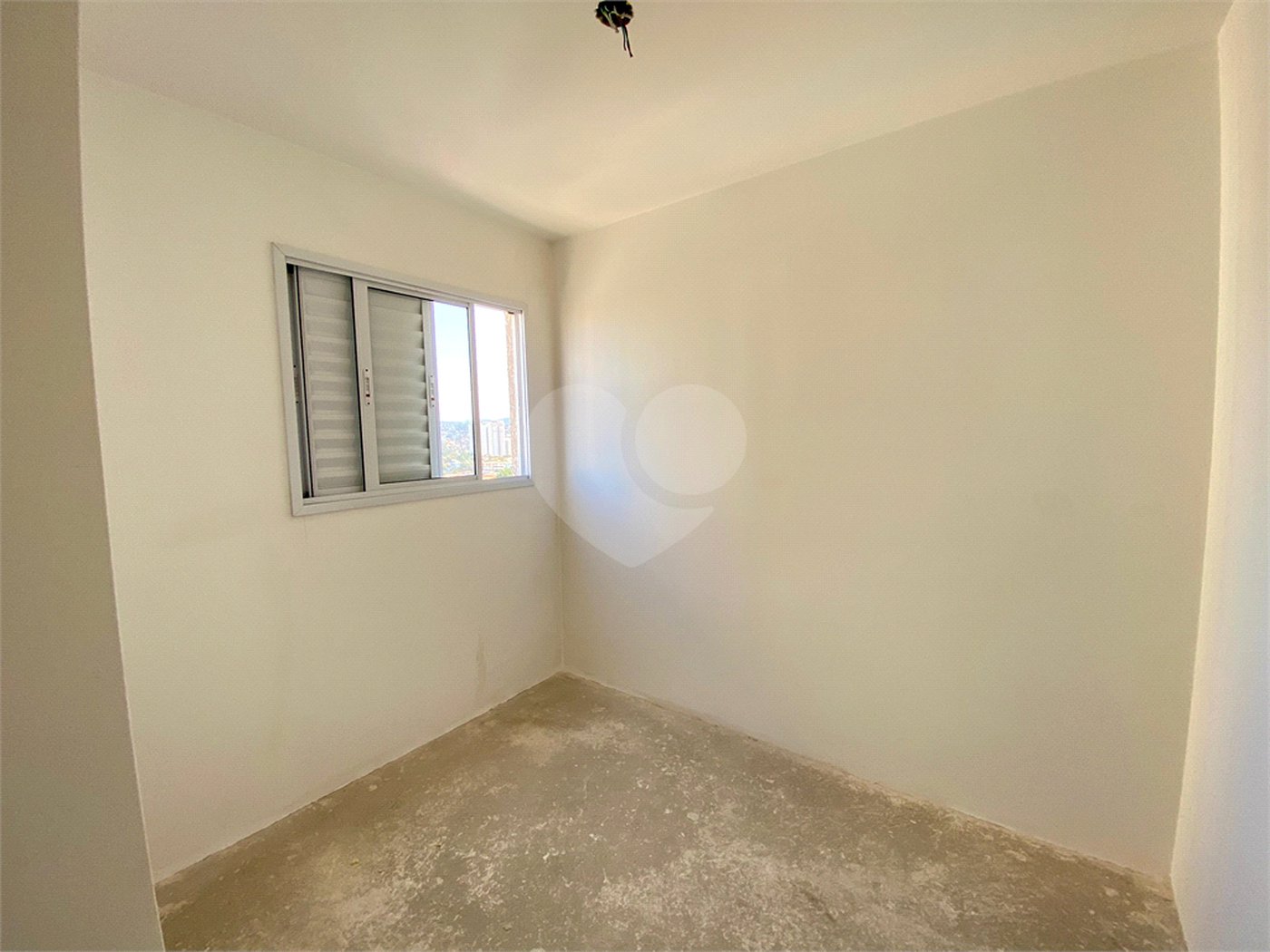 Apartamento à venda com 2 quartos, sendo 1 suíte, em Vila Galvão, Guarulhos, SP