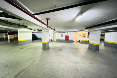 Apartamento à venda com 4 suítes em Vila Uberabinha, São Paulo, SP