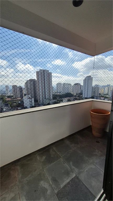 Apartamento à venda ou para alugar com 3 quartos, sendo 2 suítes, em Vila Romana, São Paulo, SP