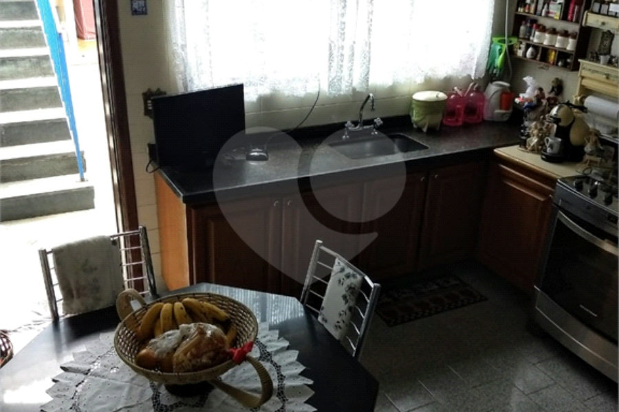 Sobrado à venda com 3 quartos, sendo 1 suíte,  em Vila Maria, São Paulo, SP
