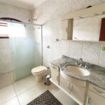 Casa à venda com 4 quartos, sendo 2 suítes,  no condomínio Villaggio Capriccio, Louveira - SP