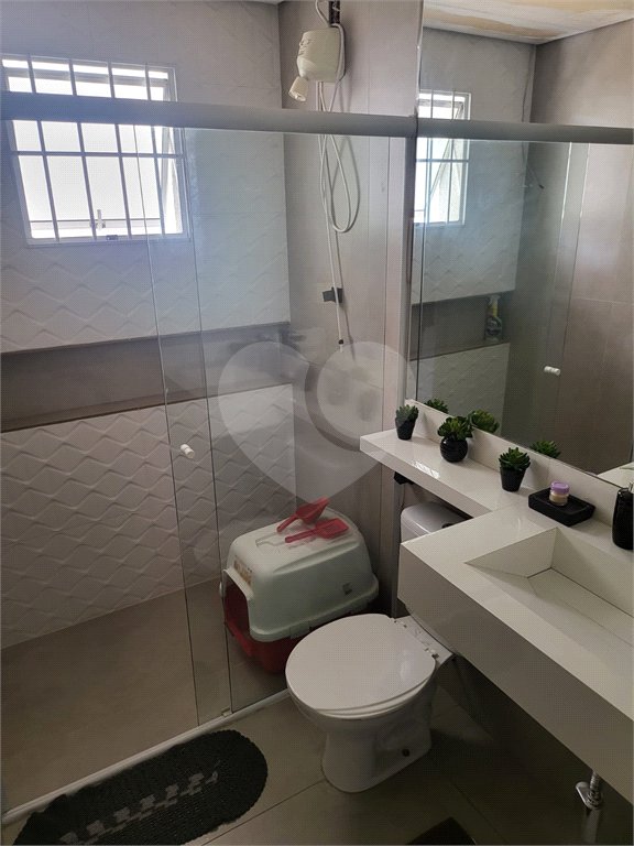 Sobrado à venda com 3 quartos, sendo 1 suíte,  em Parque Edu Chaves, São Paulo, SP
