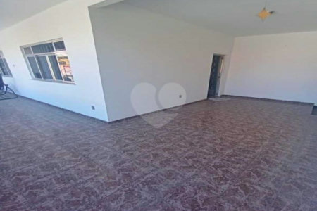 Casa à venda com 2 quartos em Campo Grande, Rio de Janeiro, RJ