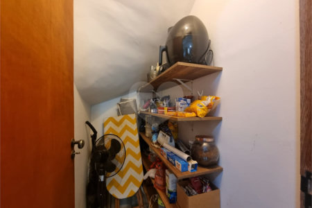 Casa à venda com 3 quartos, sendo 1 suíte,  no condomínio Bella Vista, Sorocaba - SP