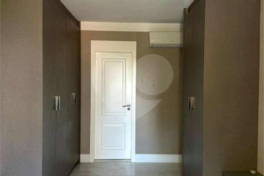 Apartamento à venda com 3 quartos, sendo 1 suíte, em Pompéia, São Paulo, SP