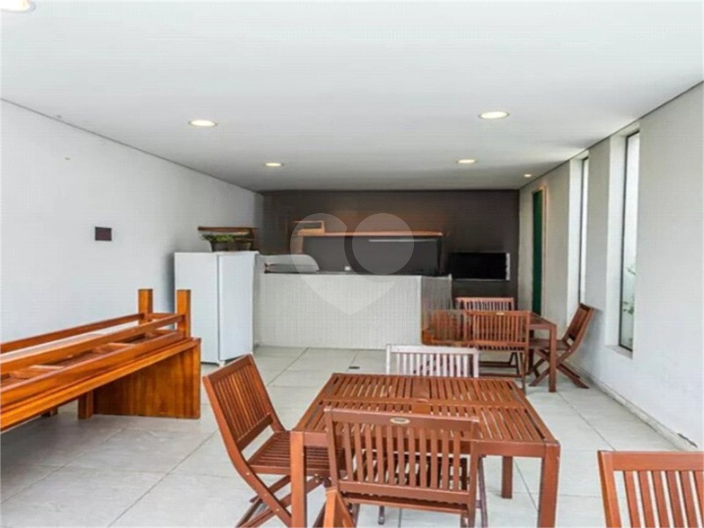 Apartamento à venda com 2 quartos, sendo 1 suíte, em Vila Ester (zona Norte), São Paulo, SP