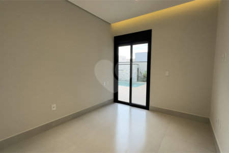 Casa à venda com 3 suítes no condomínio Jardim Residencial Dona Maria Candida, Indaiatuba - SP
