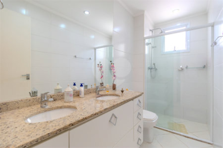 Apartamento à venda com 3 suítes em Vila Mascote, São Paulo, SP