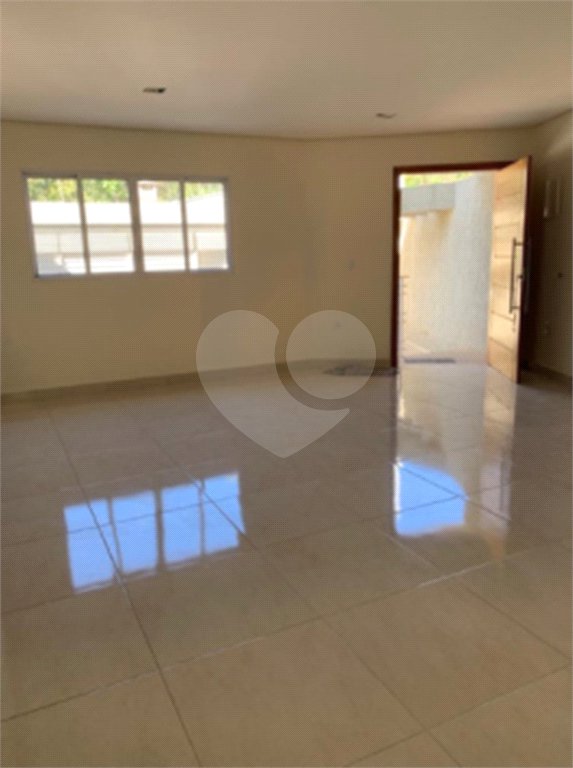 Sobrado à venda com 3 quartos, sendo 1 suíte,  em Horto, São Paulo, SP