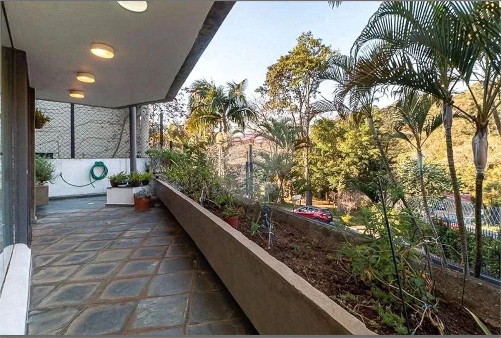 Casa à venda com 4 suítes em Jardim Vitória Régia, São Paulo, SP
