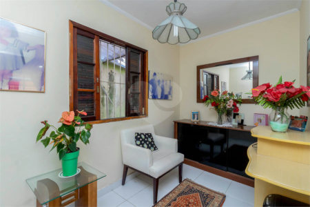 Casa à venda com 2 quartos em Parada Inglesa, São Paulo, SP