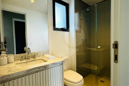 Apartamento à venda com 3 quartos em Vila Cordeiro, São Paulo, SP