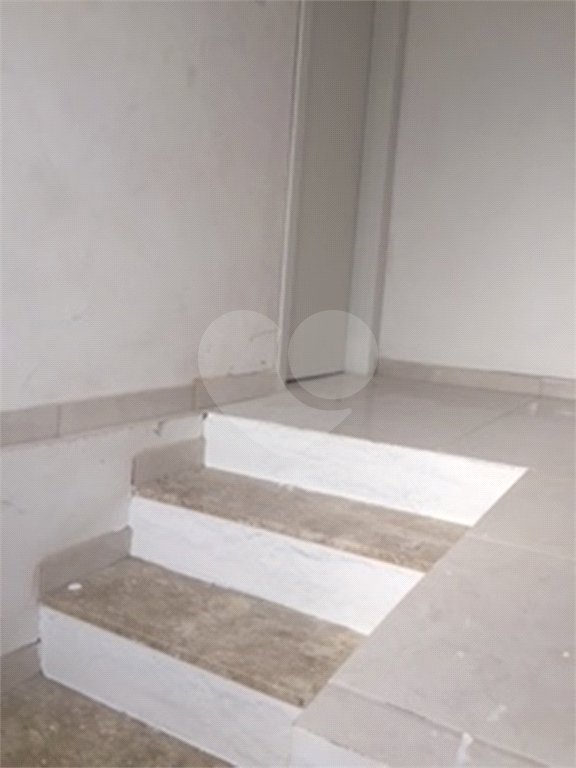 Sobrado à venda com 6 quartos, sendo 4 suítes,  em Jardim Ester, São Paulo, SP