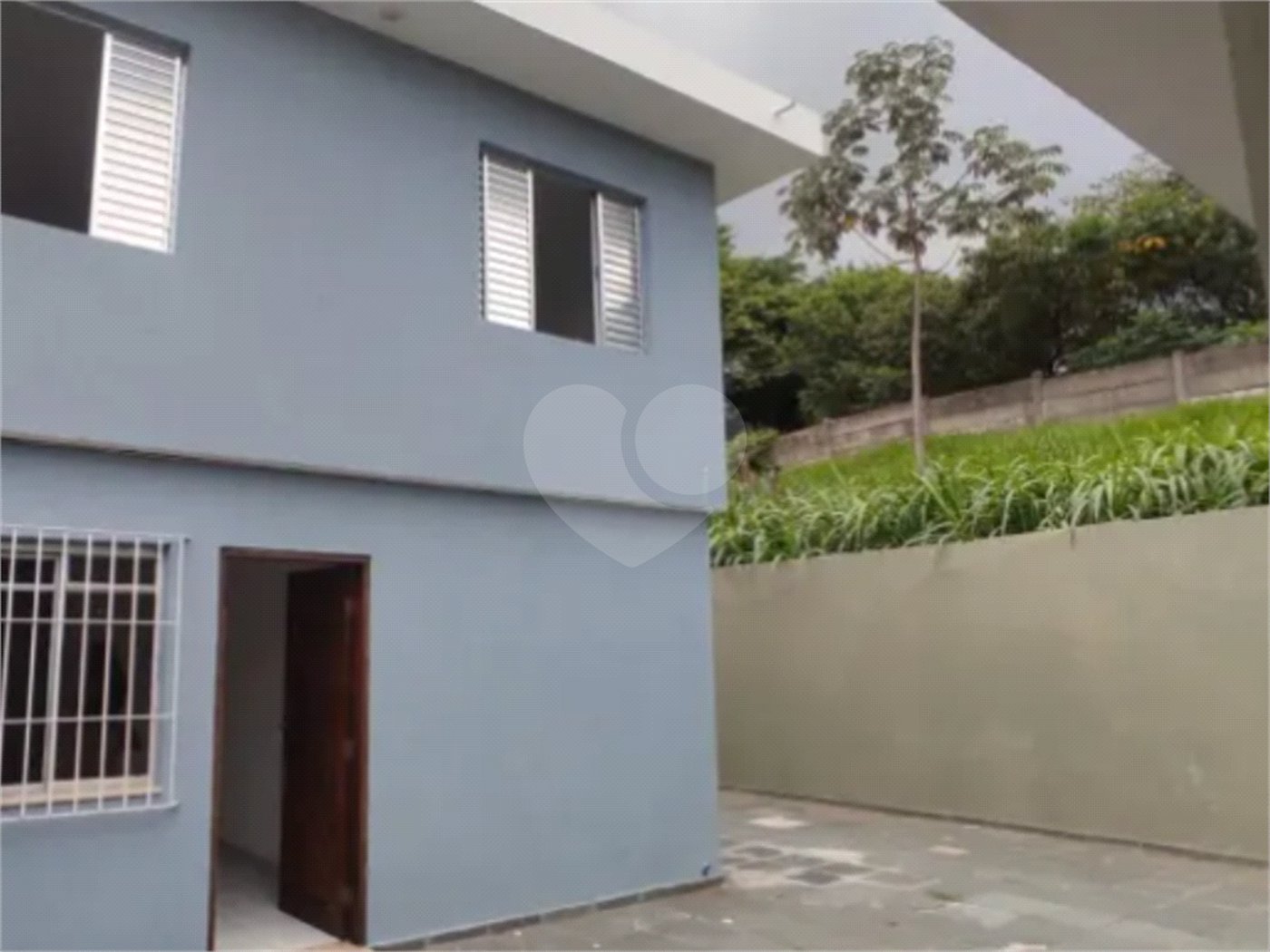 Sobrado à venda com 3 quartos, sendo 1 suíte, em Jardim Pinheiros, São Paulo, SP