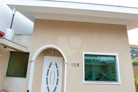 Sobrado à venda com 4 quartos, sendo 3 suítes, em Vila Mazzei, São Paulo, SP