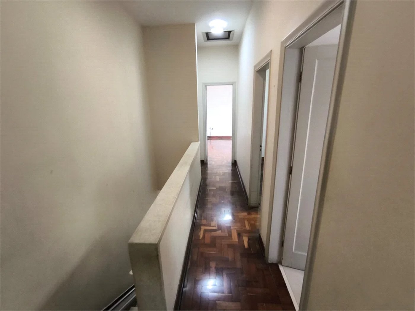Sobrado à venda com 5 quartos, sendo 1 suíte, em Jardim Trussardi, São Paulo, SP