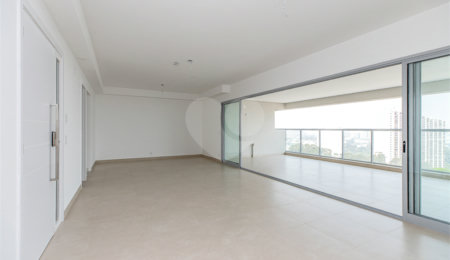 Apartamento à venda com 3 suítes em Jardim Marajoara, São Paulo, SP