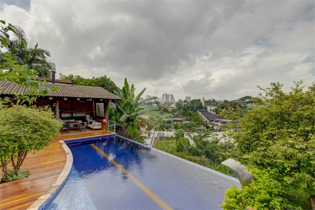 Casa à venda com 4 suítes em Chácara Flora, São Paulo, SP