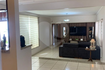 Casa no Campos Ville em Araraquara/SP 4 dormitórios, sendo 2 suítes