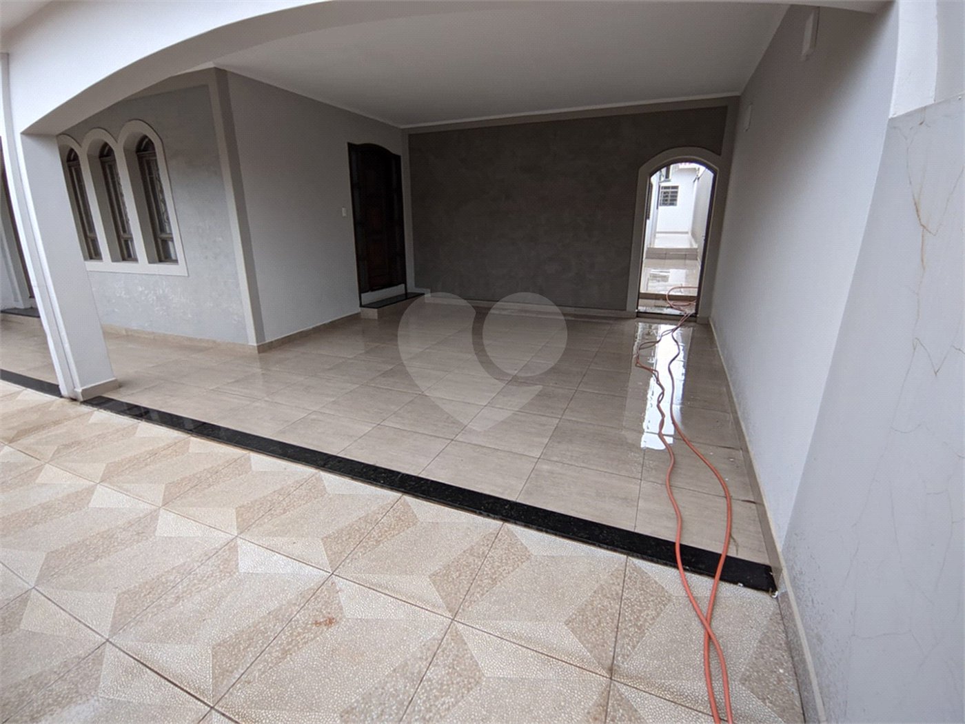 Casa com 3 dormitórios no Jardim Nova Santa Paula