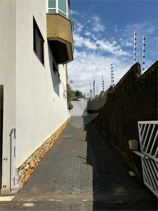 Sobrado amplo e completo na Vila Oliveira – Mogi das Cruzes