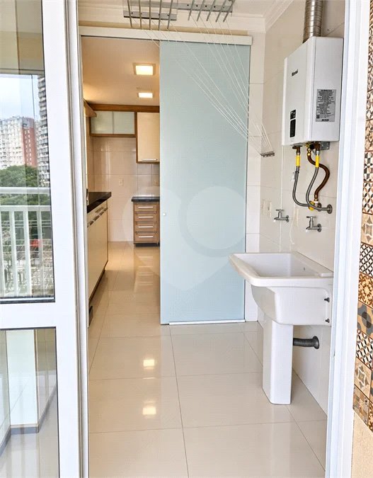 Apartamento de 84 m² no Centro de São Bernardo do Campo, com 2 dormitórios + 1 reversível, varanda gourmet com churrasqueira e lazer completo de clube.