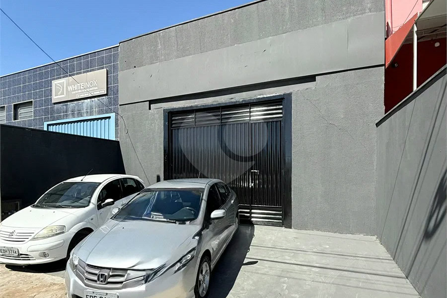 Salão Comercial para alugar no Bairro Água Branca