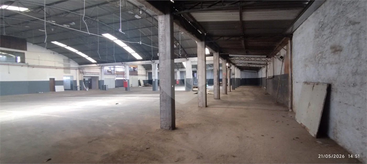 Excelente Galpão Industrial e Comercial em Jundiaí com AVCB e Zoneamento ZR3