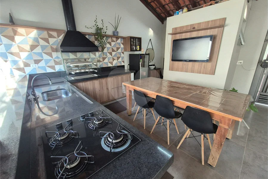 Sobrado à venda com 3 quartos em Vila Industrial, Piracicaba, SP