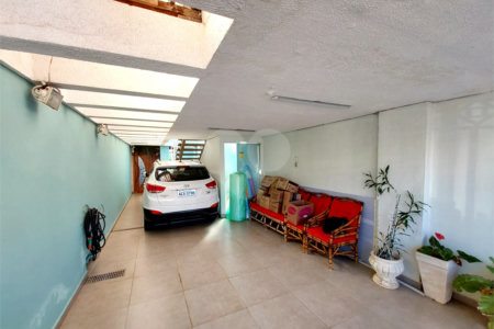 Casa residencial com ponto comercial a venda no Centro