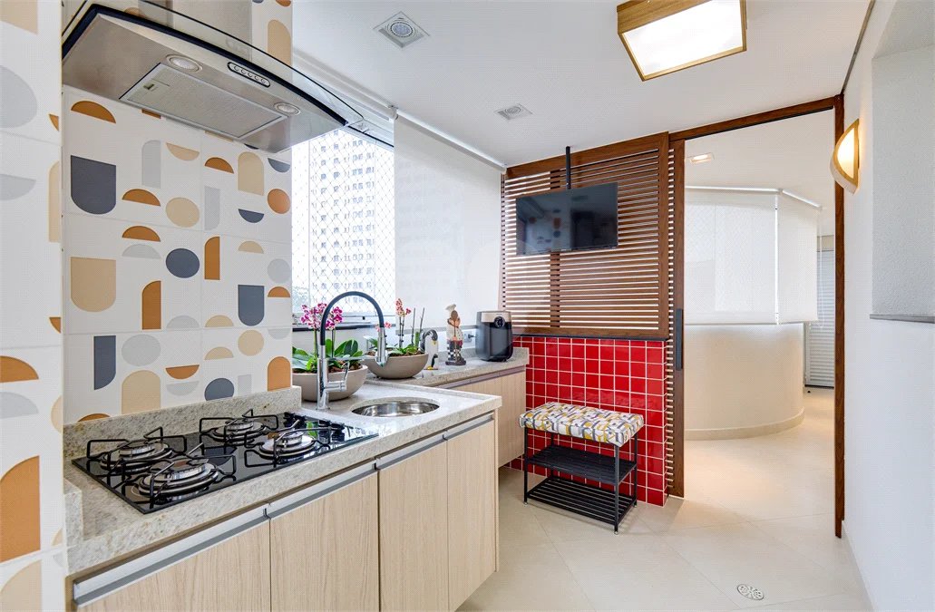 Apartamento à venda com 3 suítes em Jardim Marajoara, São Paulo, SP