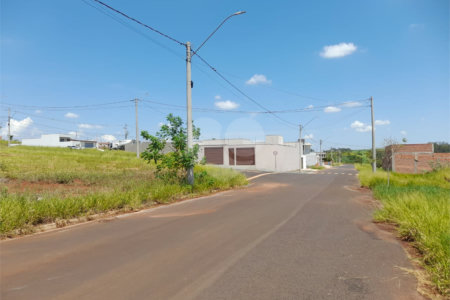 Terreno à Venda no Bairro Salto do Monjolinho/São Carlos/SP