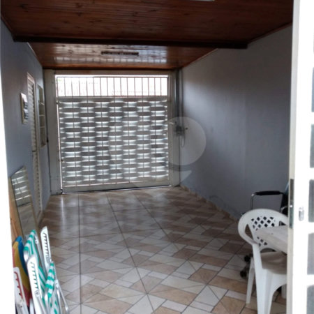 Casa térrea para venda ou locação no Jardim São Carlos V