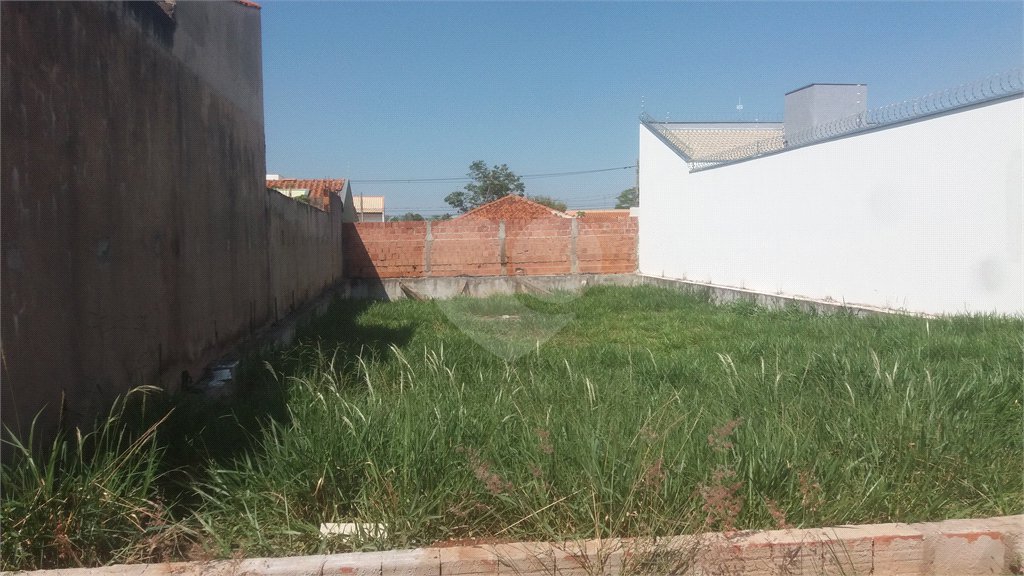 Terreno no Jardim Embaré.