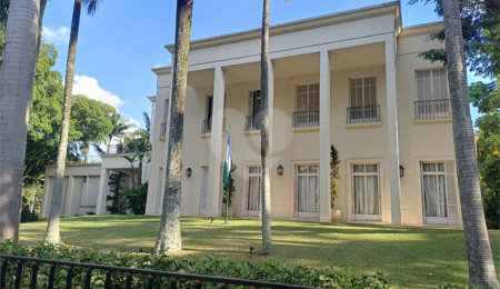 Casa à venda com 4 suítes em Jardim América, São Paulo, SP