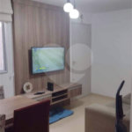 Apartamento no Condomínio Mont Royal.