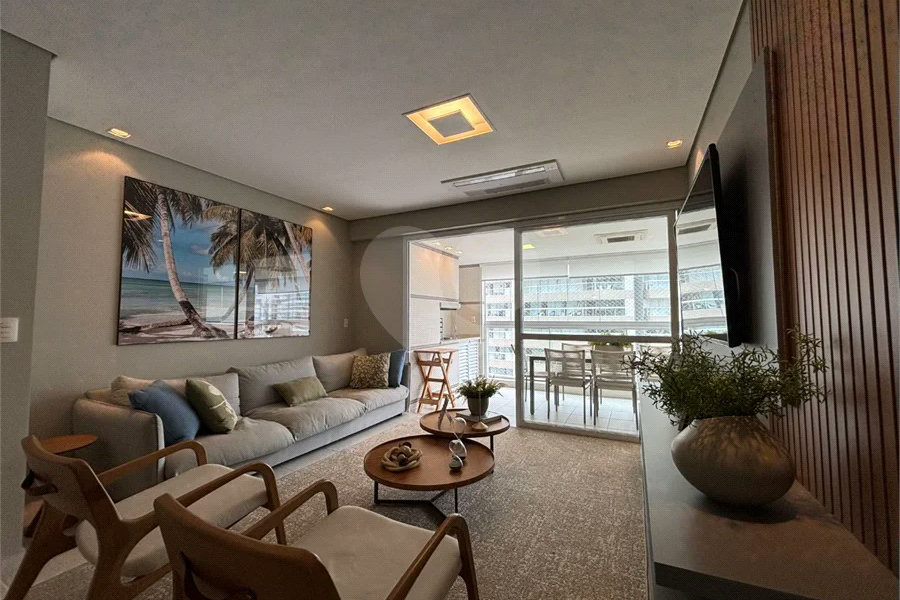 Apartamento à venda com 3 quartos, sendo 2 suítes,  em Riviera de São Lourenço, Bertioga, SP