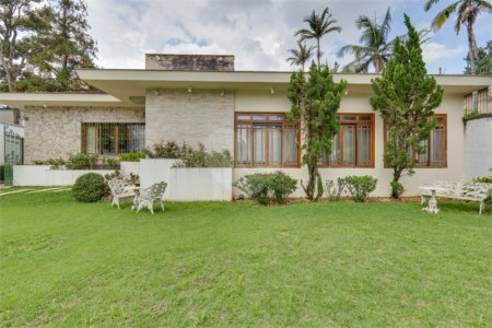 Casa Térrea à venda com 4 quartos, sendo 2 suítes, em Alto da Boa Vista, São Paulo, SP