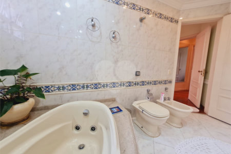 Apartamento a venda em Higienópolis