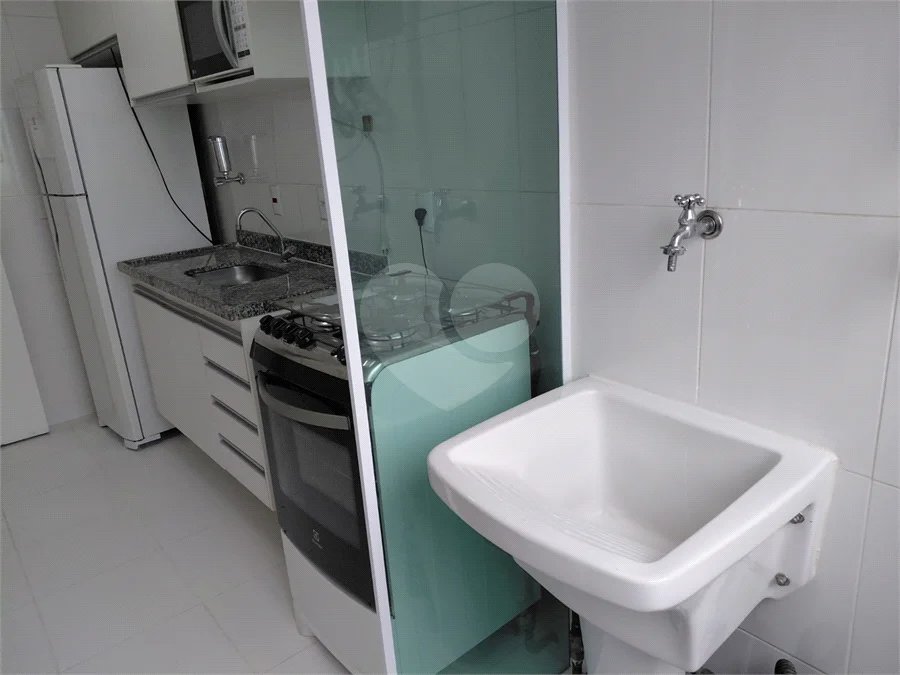 Apartamento Mobilado de 2 dormitórios com terraço e 1 vaga de garagem no Butantã!