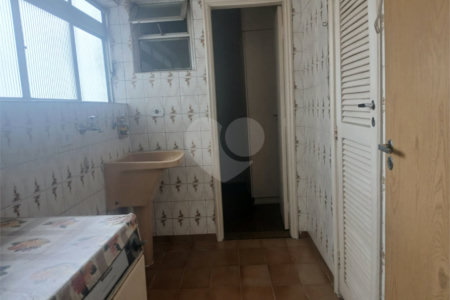Apartamento a venda com porteira fechada no Belem com 95m com 03 dormitórios espaçoso sendo um suíte, 2 vagas. Aceita Permuta.