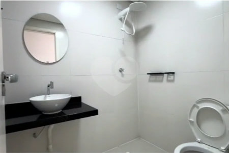 Cobertura Triplex com Mobilia parcial em Itapetinga Atibaia