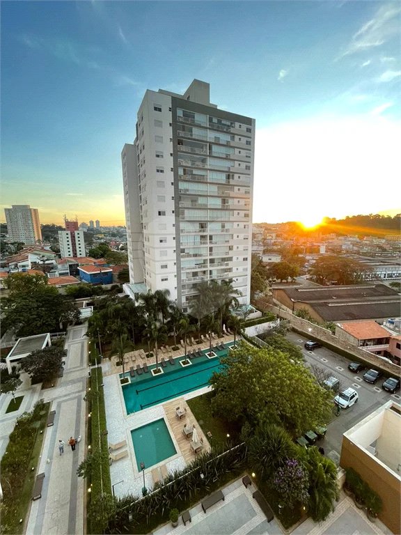 125m² - 3 dorm (1 suíte), 2 vagas