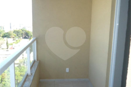 Apartamento no Condomínio Via Campus.