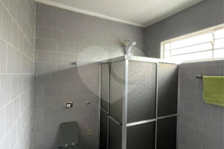 Casa térrea para venda no bairro Vila Xavier em Araraquara/SP.