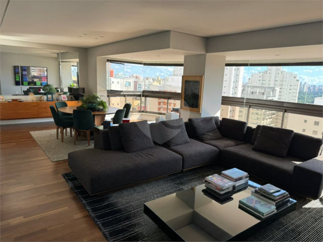 Apartamento à venda com 4 suítes em Paraíso, São Paulo, SP