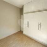 Apartamento à venda no bairro Barra Funda.