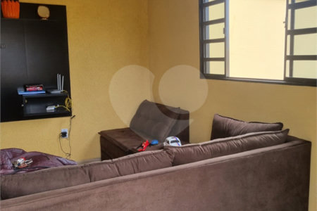 Casa Térrea à venda com 3 quartos, sendo 1 suíte,  no Centro, Ibaté, SP