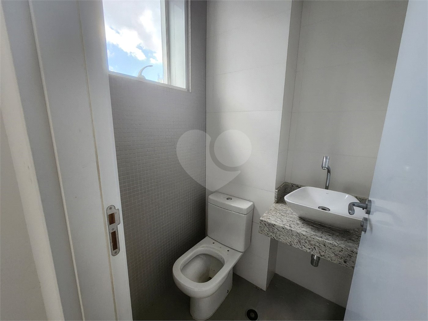 Sala comercial em frente ao Allianz Parque